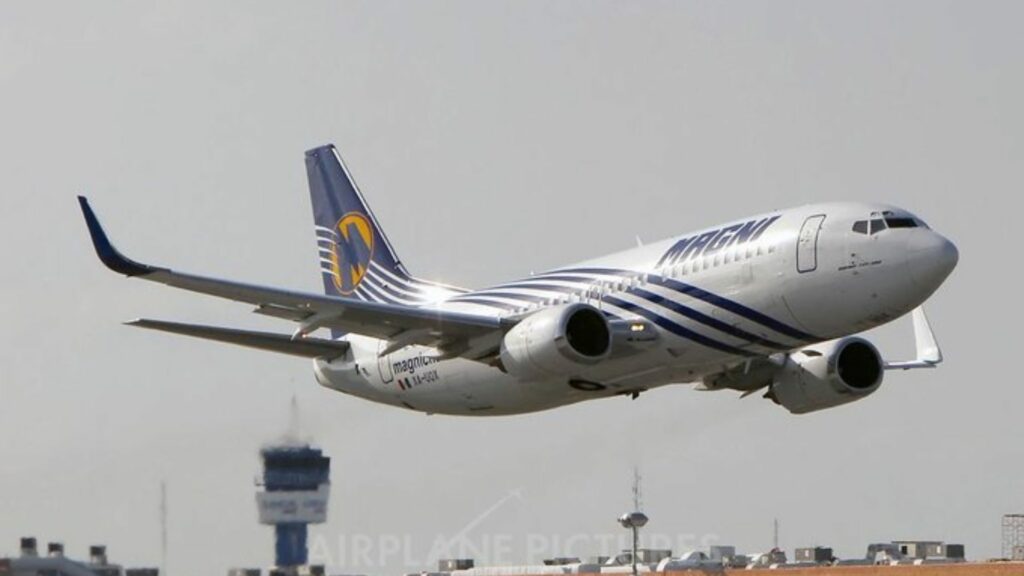 Aeropuerto en Ciudad de México investiga la retención de un vuelo a Cancún por un piloto