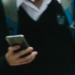 Proponen prohibir celulares y dispositivos móviles en escuelas de educación básica