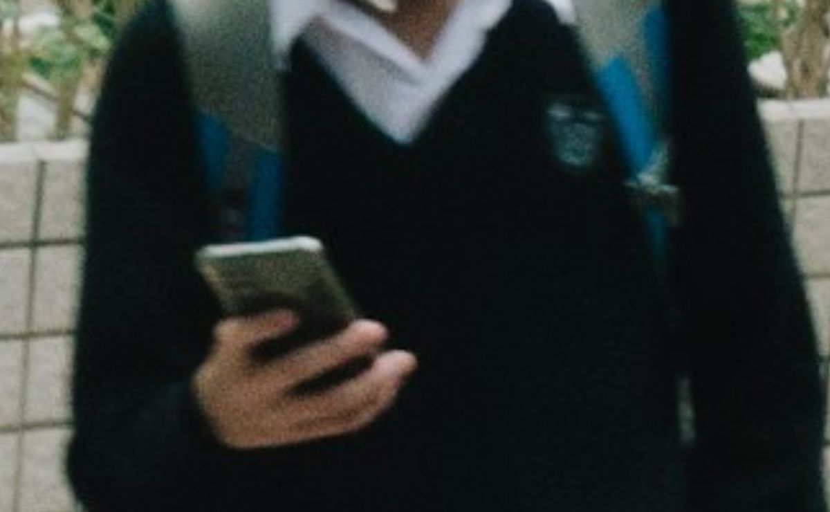 Proponen prohibir celulares y dispositivos móviles en escuelas de educación básica