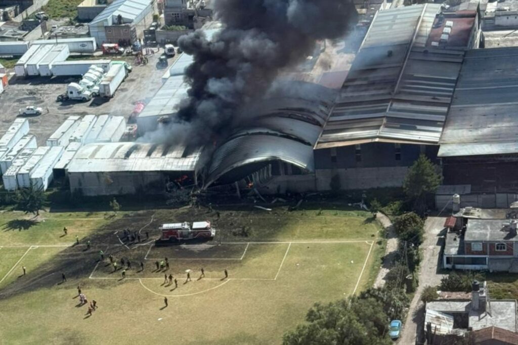 “Nos estamos desplomando”: audio revela últimos momento del avión que se desplomó en Toluca