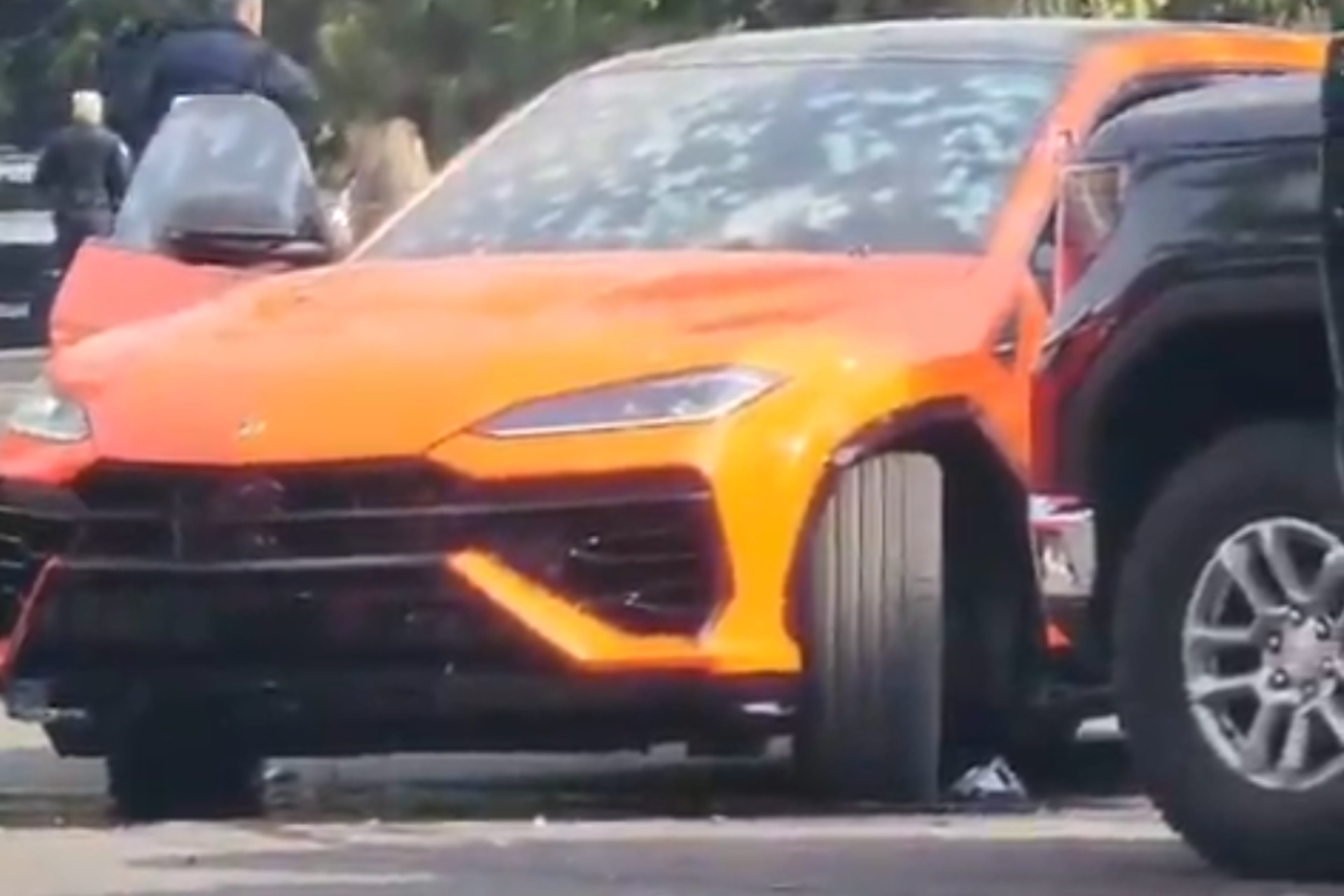 Balacera en la colonia Santa Eduwiges de Guadalajara; hay tres muertos y cuatro heridos