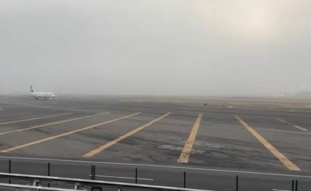 Neblina afecta operaciones en AICM; estos vuelos presentan retrasos