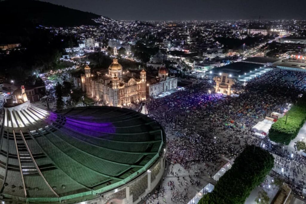 Millones de fieles desbordan fe en la Basílica de Guadalupe