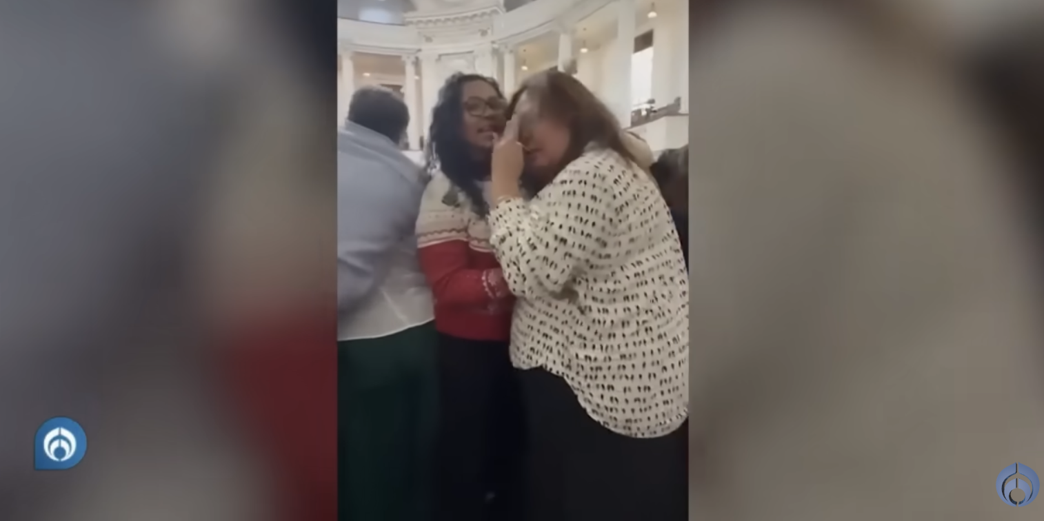 Diputadas del Congreso de CDMX se enfrentan a golpes