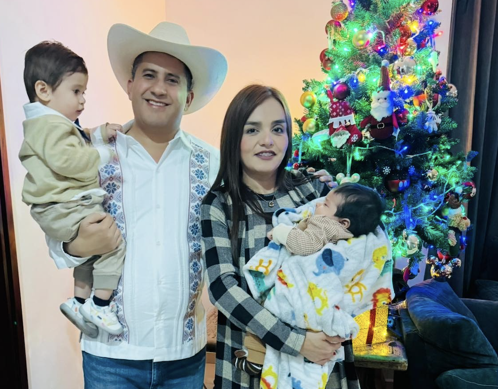 “Esta Navidad se siente tan fr&iacute;a con tu ausencia”; Grecia Quiroz recuerda a Carlos Manzo