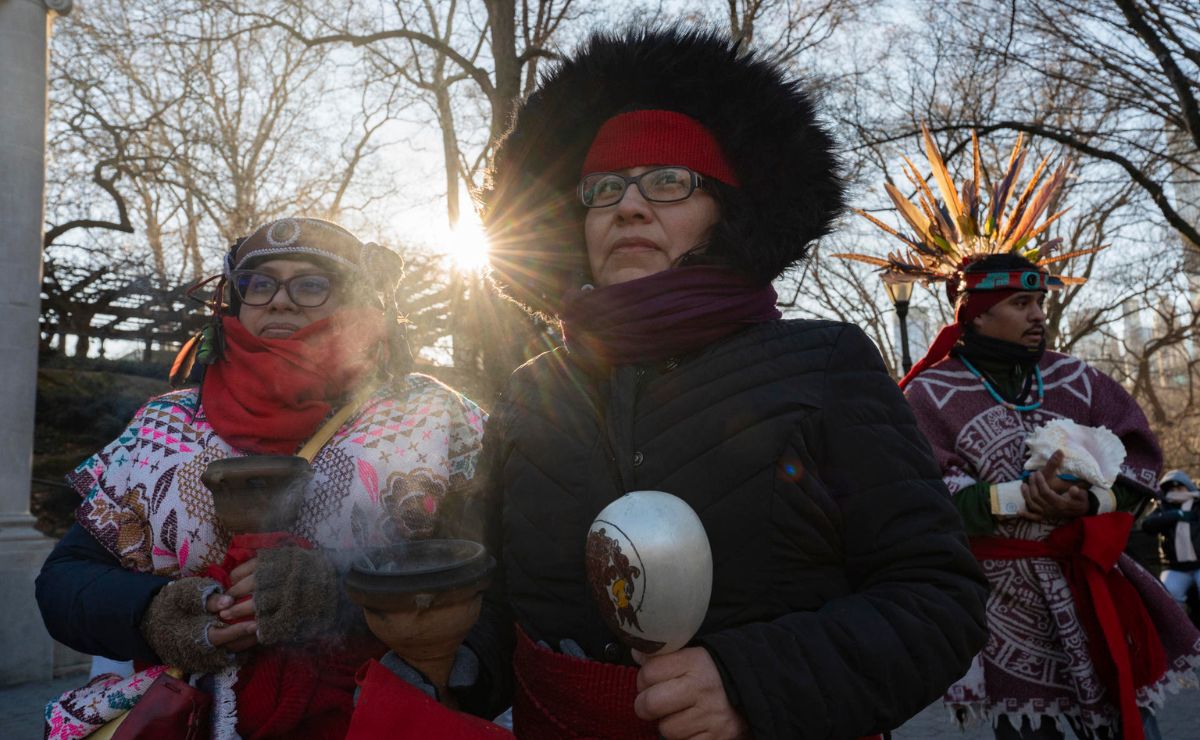 Mexicanos desafían el frío de NY y al ICE para honrar a la Virgen de Guadalupe - celebracion-de-mexicanos-a-la-virgen-de-guadalupe-en-nueva-york