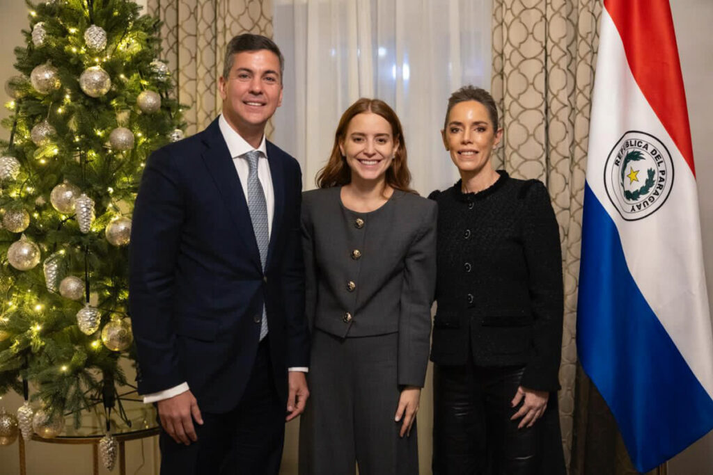 Corina Sosa, hija de Machado, dice que es consciente que su madre correrá peligro al volver a Venezuela - corina-sosa-hija-de-machado-dice-que-es-consciente-que-su-madre-correra-peligro-al-volver-a-venezuela-2-1024x683