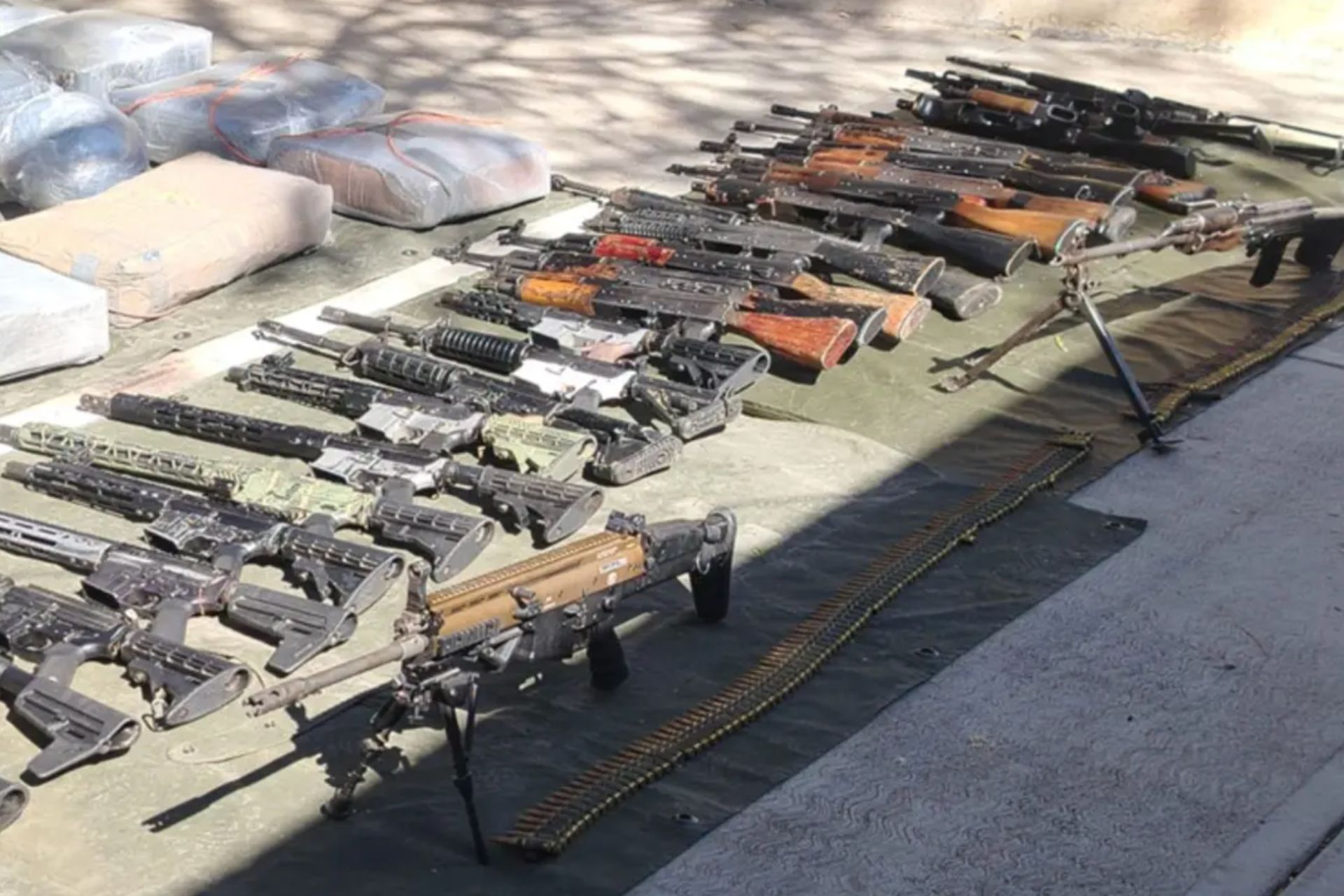 Decomisan arsenal en Tabasco, Zacatecas Decomisan arsenal en Tabasco, Zacatecas