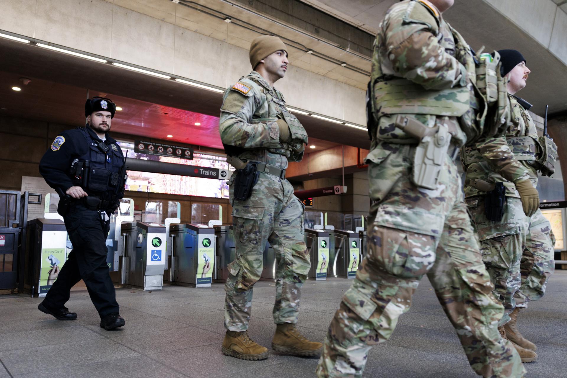 El sargento de la Guardia Nacional que sobrevivió atentado ya camina, según Trump El sargento de la Guardia Nacional que sobrevivió atentado ya camina, según Trump