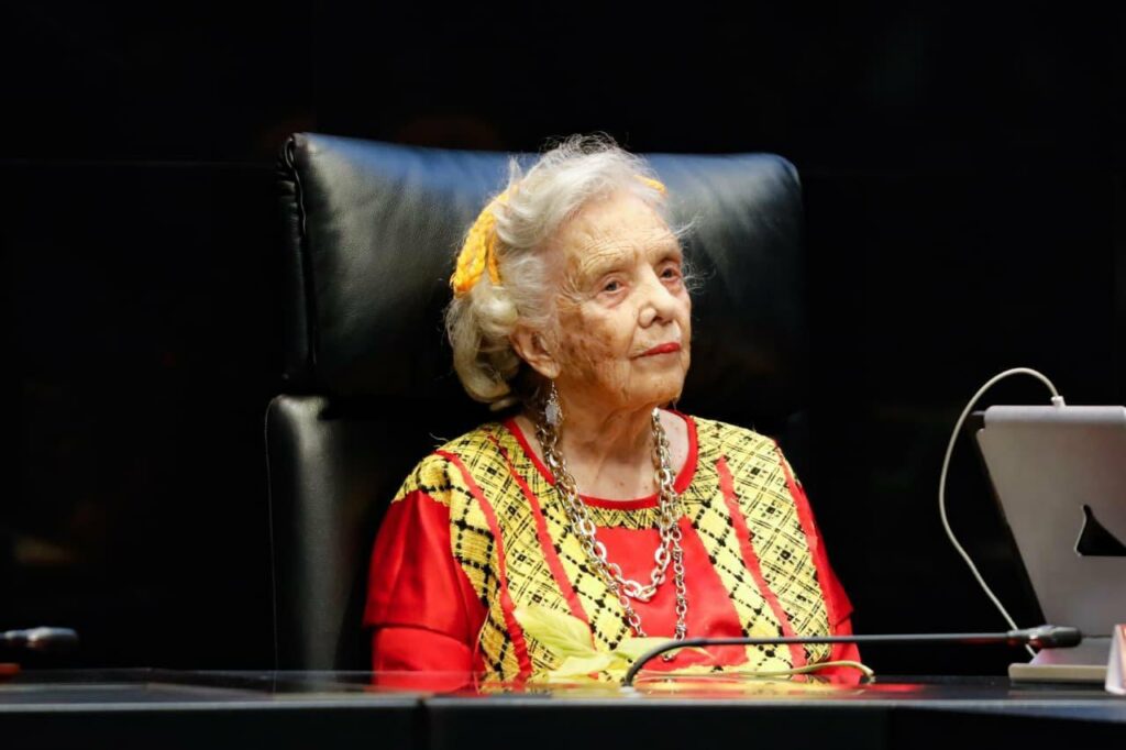 Elena Poniatowska da nombre a nueva sala del Senado en reconocimiento a su trayectoria