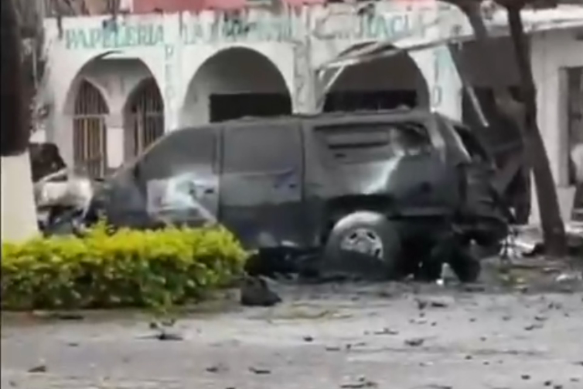 Van tres muertos por explosión en Coahuayana, Michoacán Van tres muertos por explosión en Coahuayana, Michoacán