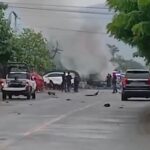 Gabinete de Seguridad investiga explosión frente a la Policía de Coahuayana, Michoacán, que dejó dos muertos