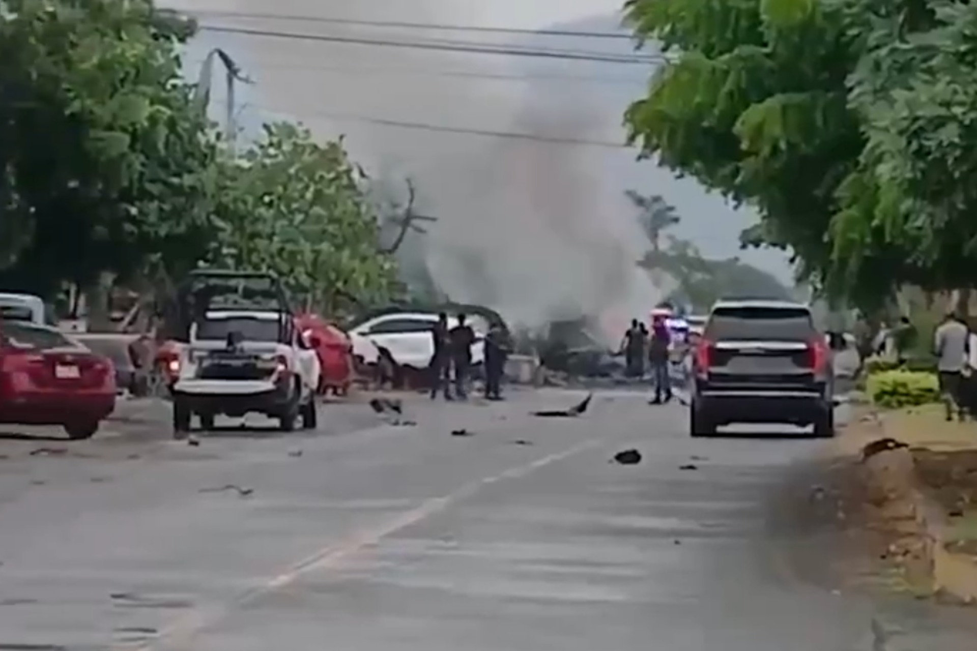 Gabinete de Seguridad investiga explosión frente a la Policía de Coahuayana, Michoacán, que dejó dos muertos Gabinete de Seguridad investiga explosión frente a la Policía de Coahuayana, Michoacán, que dejó dos muertos