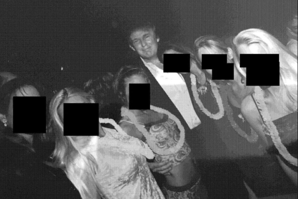 Trump aparece repetidamente en los &uacute;ltimos documentos publicados del caso Epstein - fotos-trump-epstein-democratas-1024x683