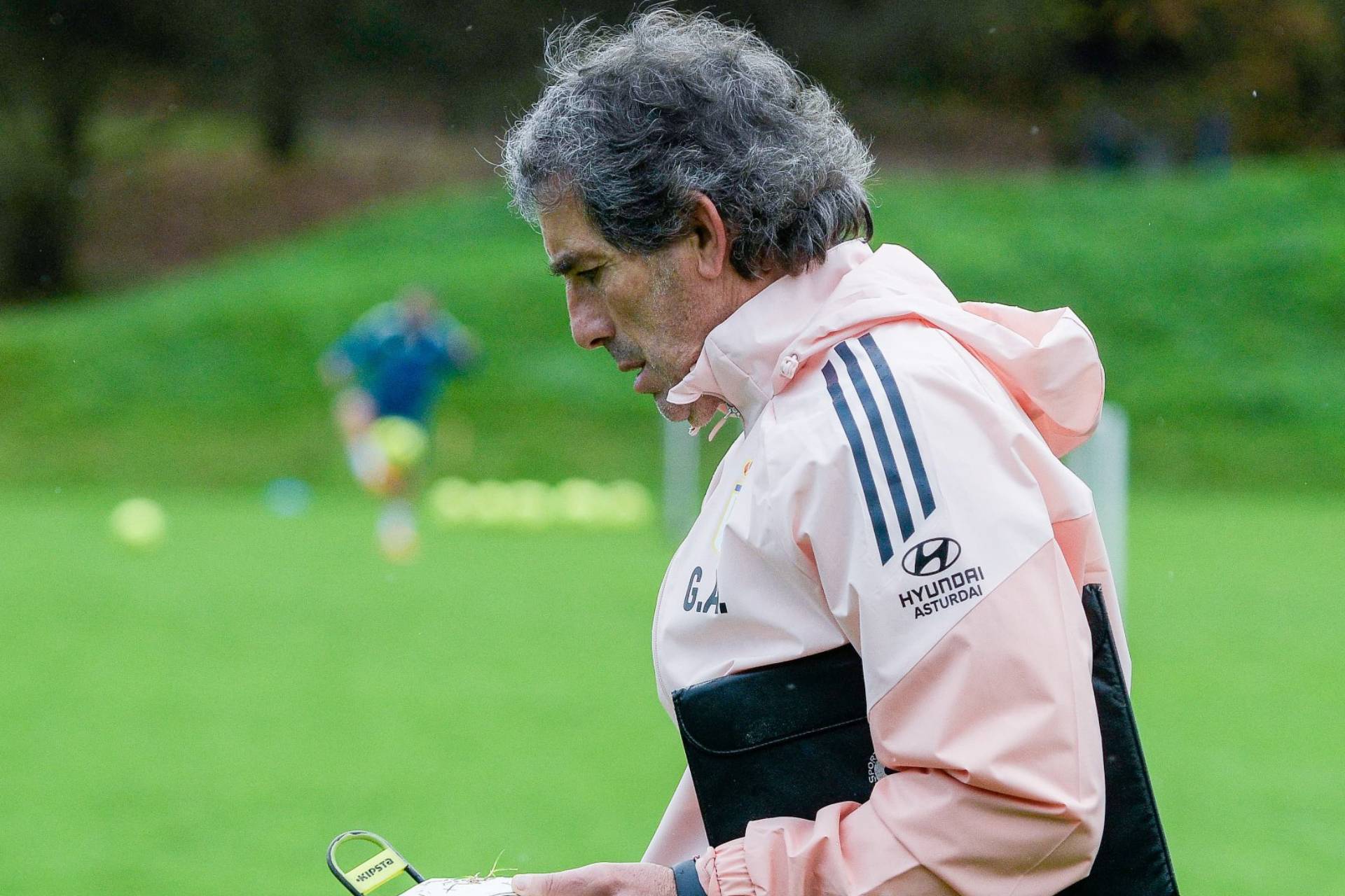 Guillermo Almada, nuevo entrenador del Real Oviedo Guillermo Almada, nuevo entrenador del Real Oviedo