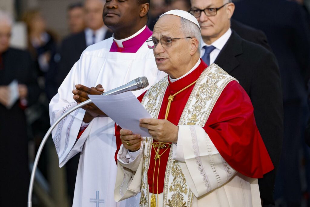 León XIV pide paz, reconciliación y educación en la no violencia ante la Inmaculada Concepción