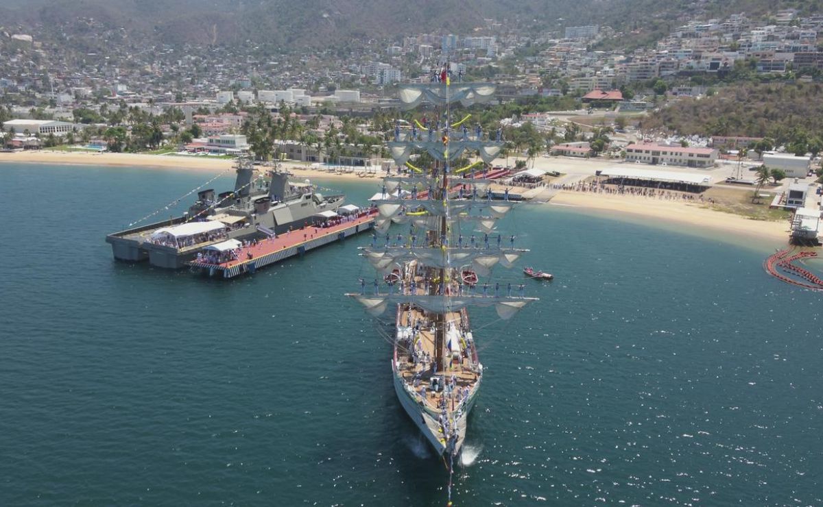Buque Escuela Cuauht&eacute;moc regresa a Acapulco tras cumplir crucero de instrucci&oacute;n - llegada-del-buque-escuela-cuauhtemoc-al-puerto-de-acapulco