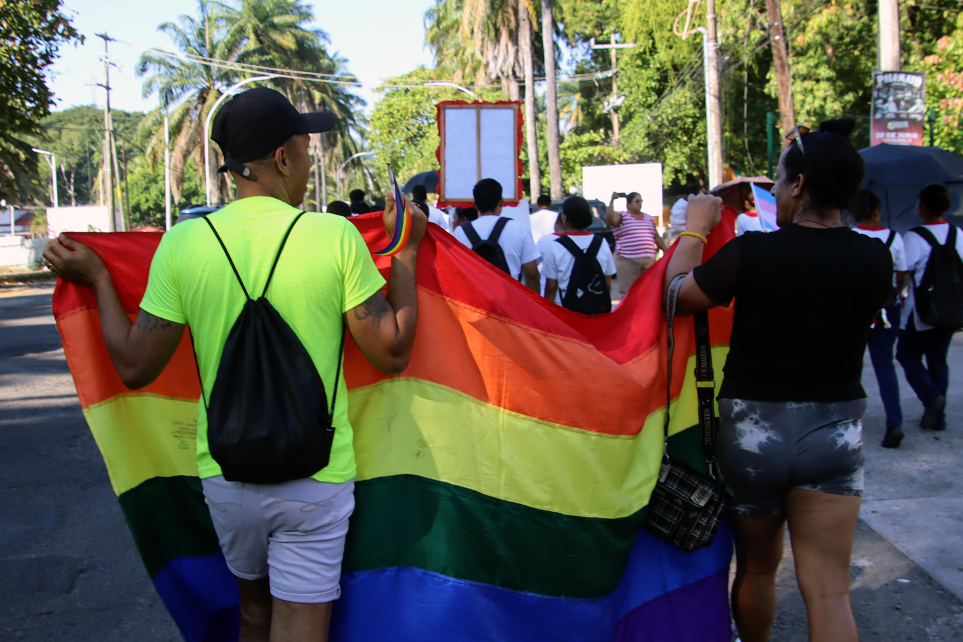 Activistas alertan que migrantes LGBTTIQ+ recurren al trabajo sexual en sur de México Activistas alertan que migrantes LGBTTIQ+ recurren al trabajo sexual en sur de México