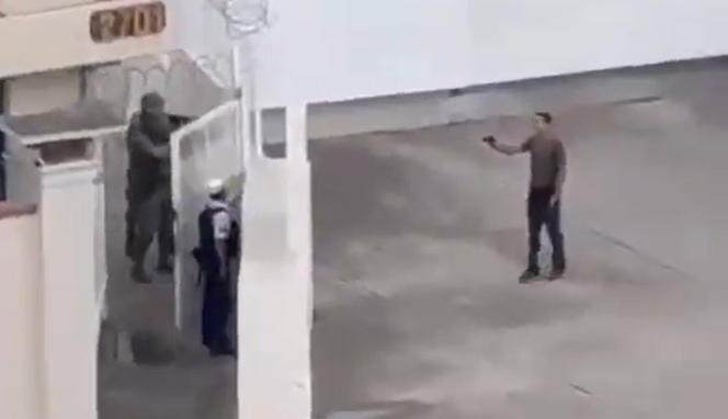 Personal de la Marina hiere a sujeto Puerto Vallarta