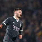 Santiago Giménez será operado de su lesión en el tobillo derecho