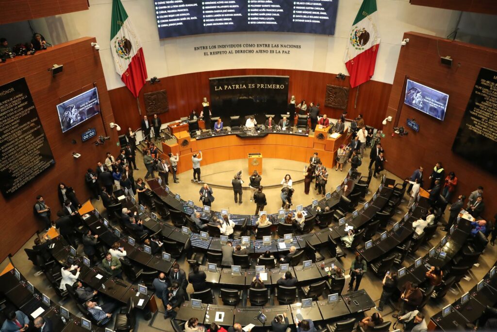 Senado discute de “urgente resolución” la Ley General de Aguas