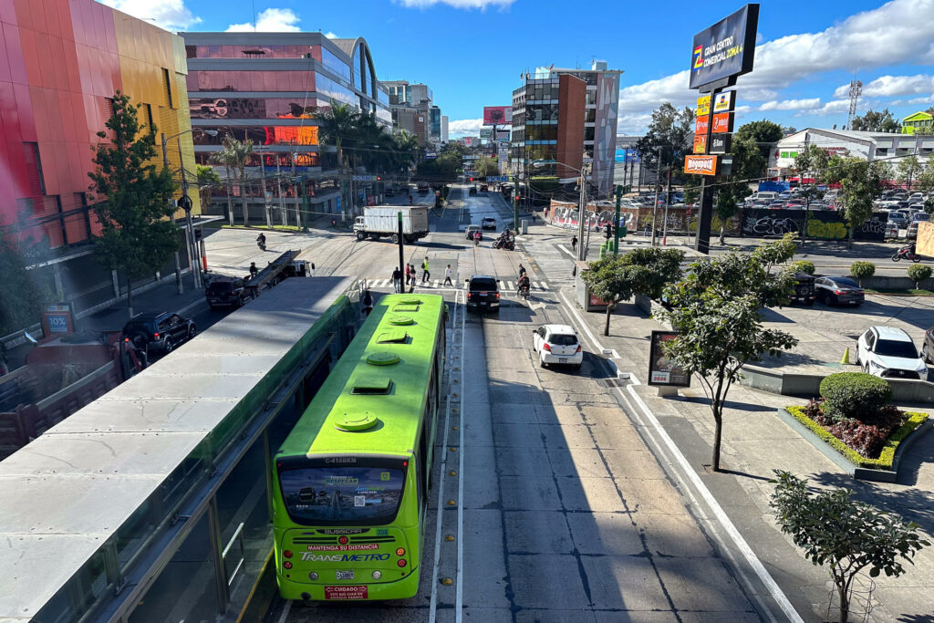 Guatemala vive su primer día en estado de sitio