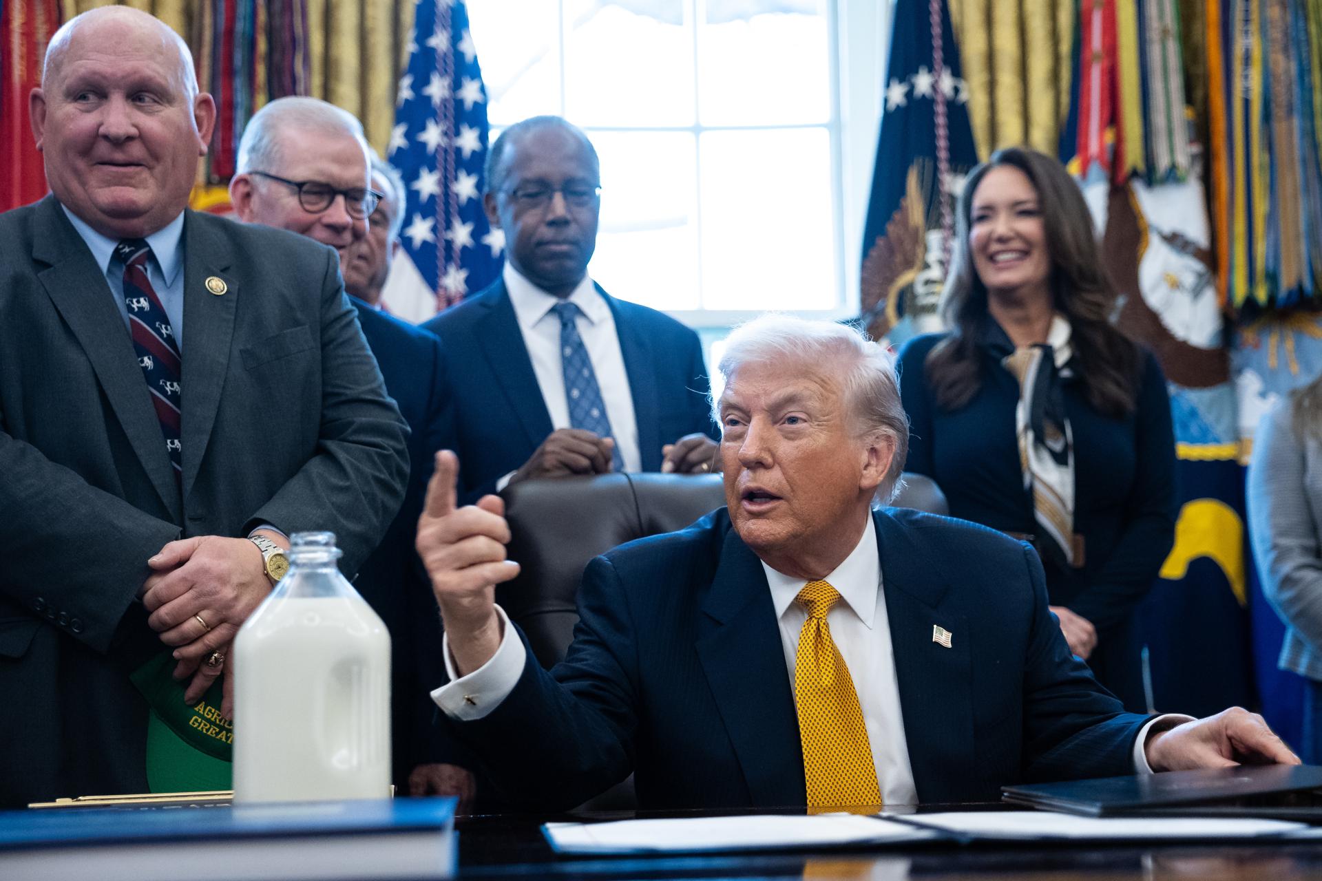 Trump impone arancel del 25% a ciertos semiconductores producidos en el extranjero