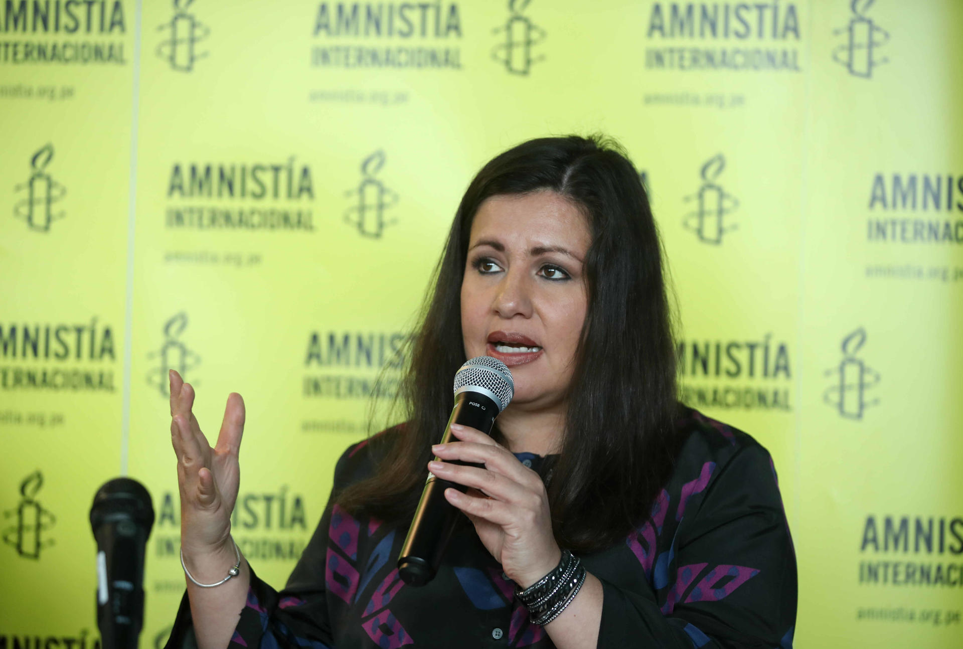 Amnistía Internacional califica de “temeraria” y “cruel” retiro de EE.UU. de 66 organizaciones internacionales