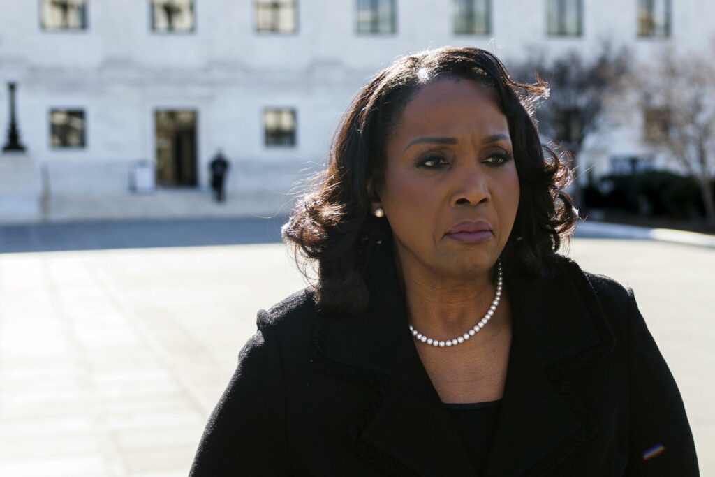 Supremo se muestra escéptico ante argumentos de Trump por despido de gobernadora de la Fed - 57283bdd3e39504ca54c313c559f873445a2843cw-1024x683