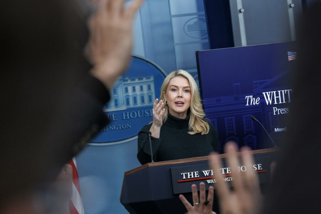 La Casa Blanca pide evitar un nuevo cierre federal tras lo sucedido en Minneapolis - a6a0bf5c675da05018ce4d6616f3ce5f9f4a4fefw-1024x683