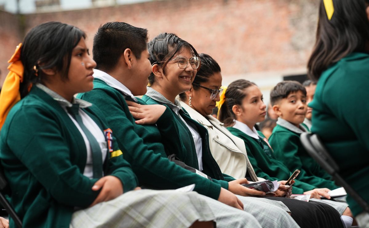 Regresan a clases 23.4 millones de alumnos de educación básica