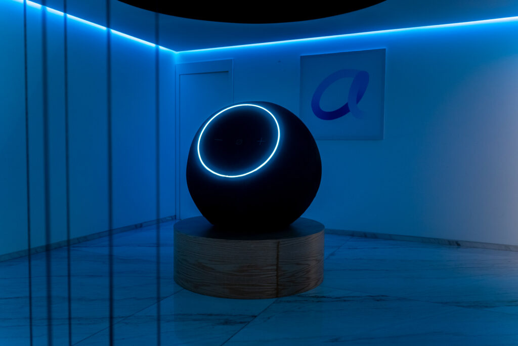 Alexa+ se reinventa en México: ahora conversa, entiende y actúa - amazon-alexa-rombos-204-1024x684