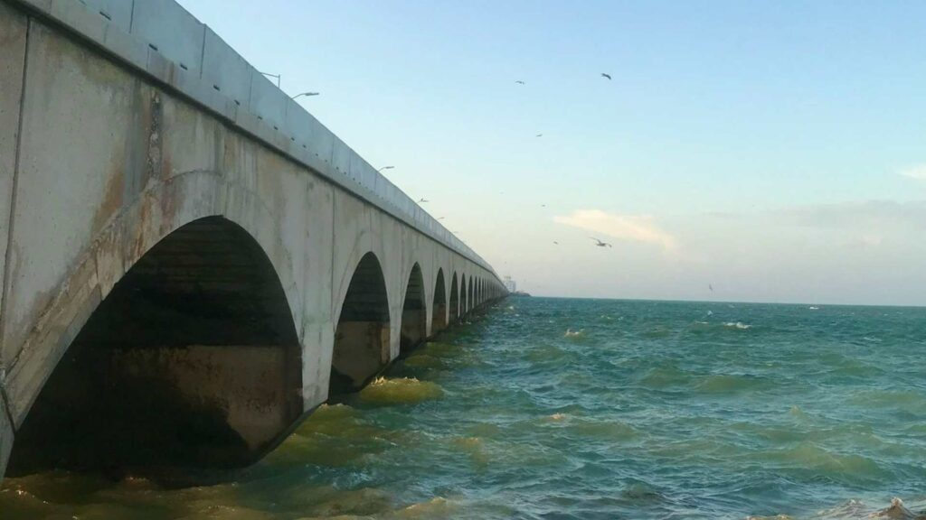 Apuesta gobernador de Yucatán por infraestructura en Puerto Progreso
