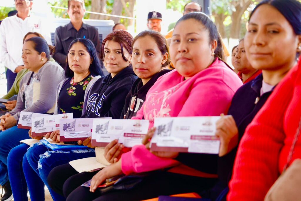 Arranca en Sinaloa la entrega de la Beca Rita Cetina para estudiantes de secundaria - arranca-en-sinaloa-la-entrega-de-la-beca-rita-cetina-para-estudiantes-de-secundaria-2-1024x683