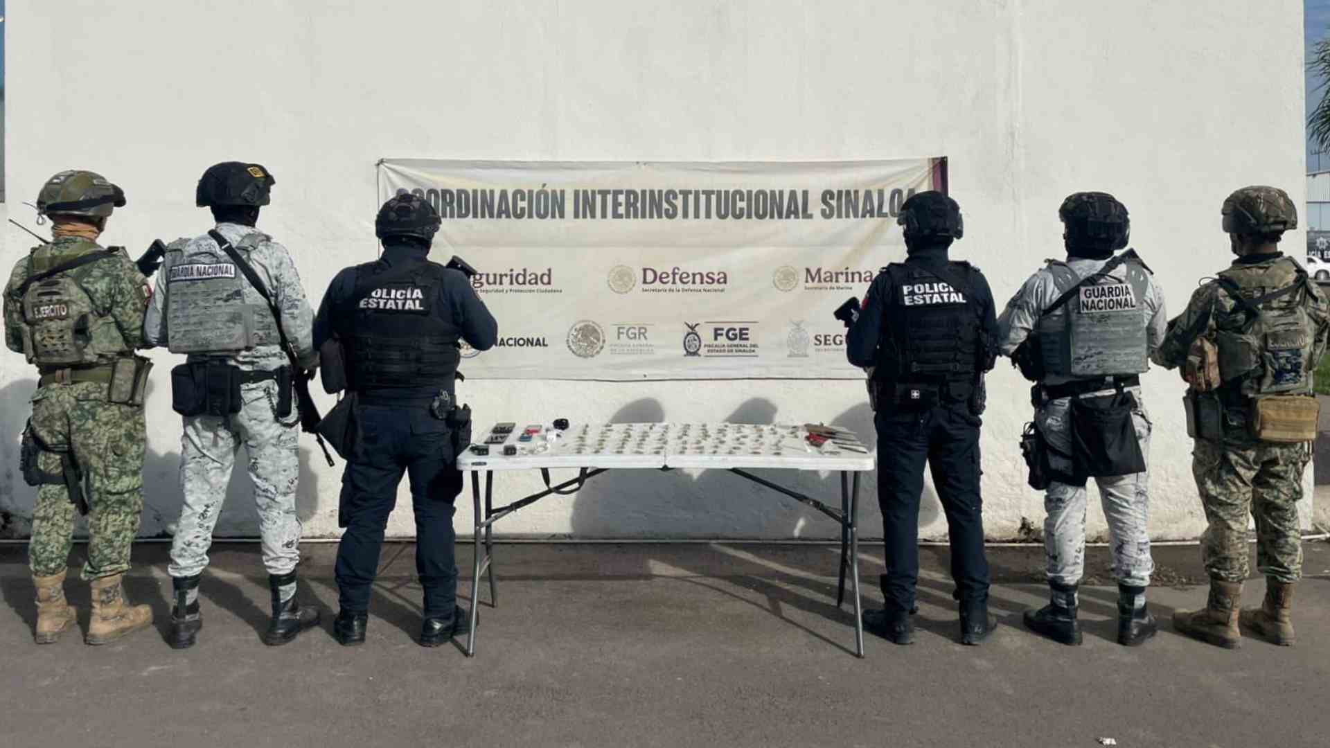 Aseguran armas, droga y dinero tras revisión en módulos del Penal de Aguaruto, Culiacán