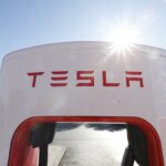 Los beneficios netos de Tesla cayeron 46 % en 2025 hasta 3 mil 794 millones de dólares