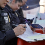 EE.UU. tuvo más salidas que llegadas de migrantes en 2025, según un informe