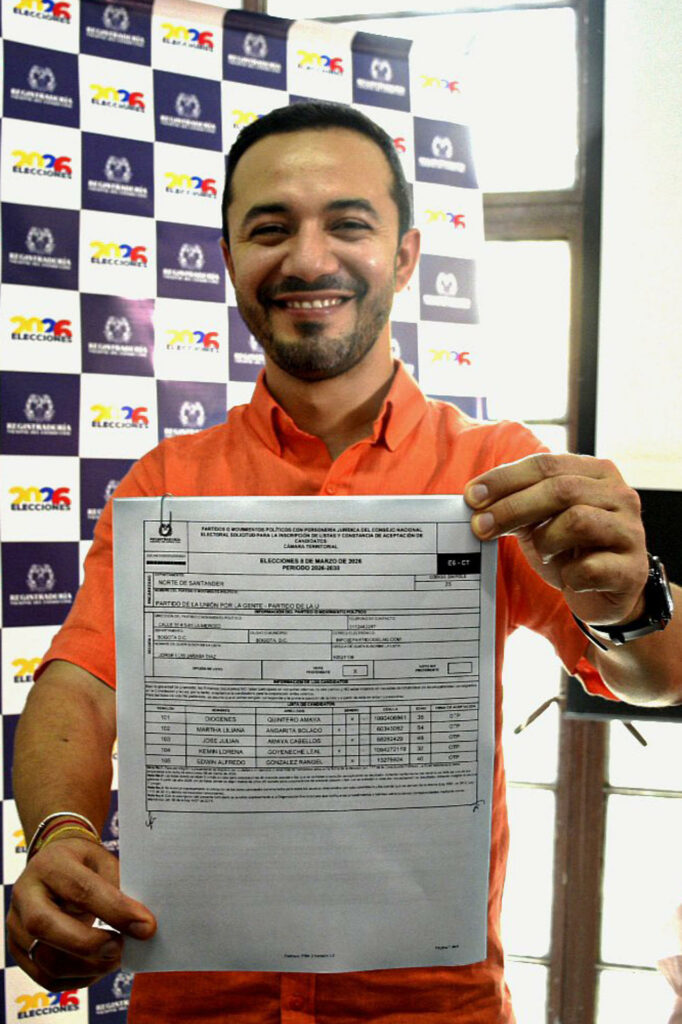 Hallan accidentado y sin sobrevivientes el avión desaparecido en Colombia con 15 ocupantes - b4d1fba6e4ed0c2e802c305a0eb01819a84b149fw-682x1024