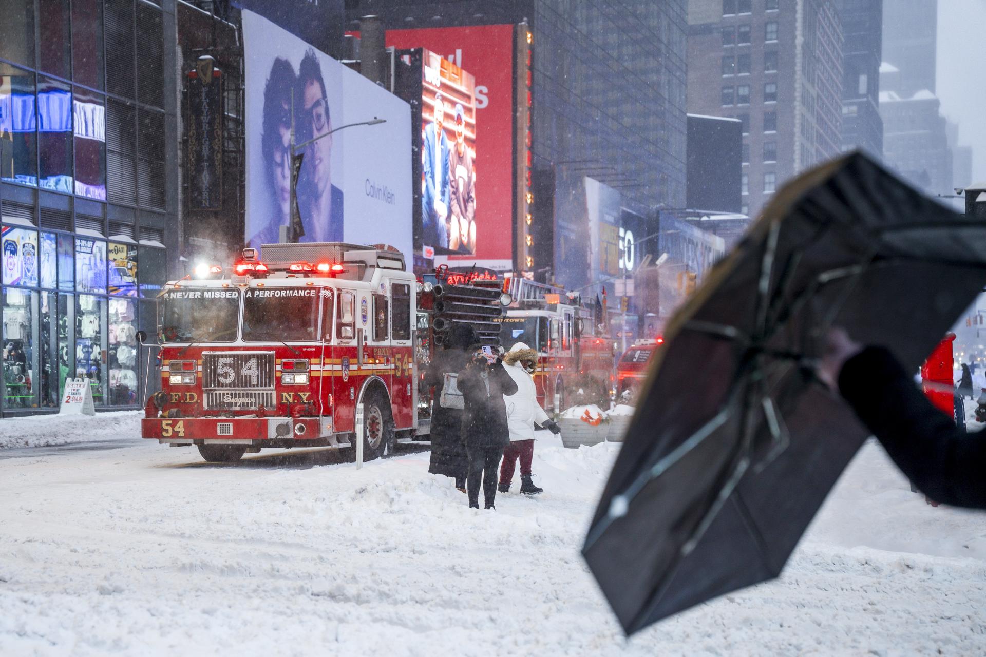 ONG culpan a “décadas de fallas” en Nueva York por muertes de sin techo durante tormenta