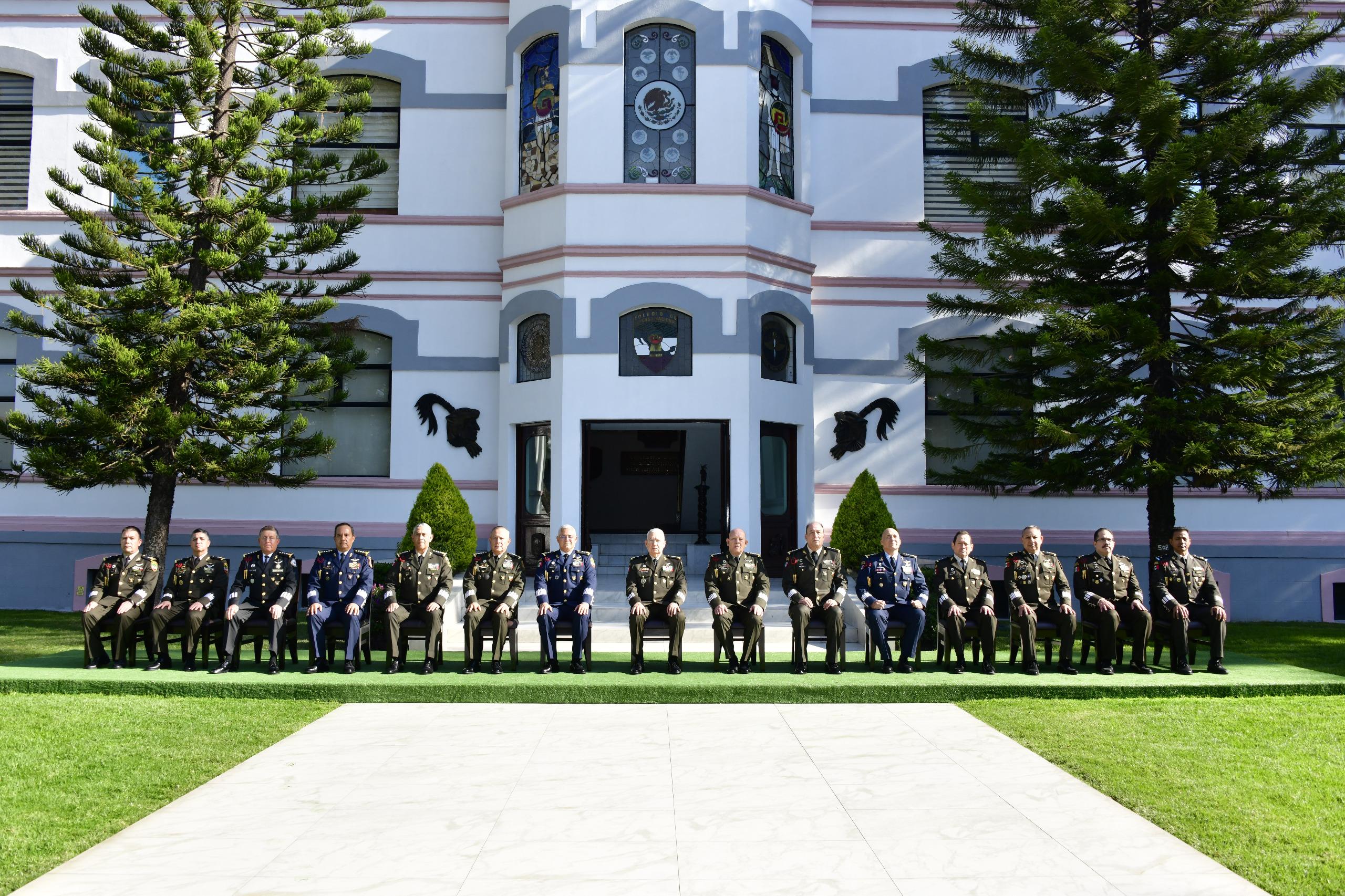 Conmemoran 45 años del Colegio de Defensa Nacional Conmemoran 45 años del Colegio de Defensa Nacional