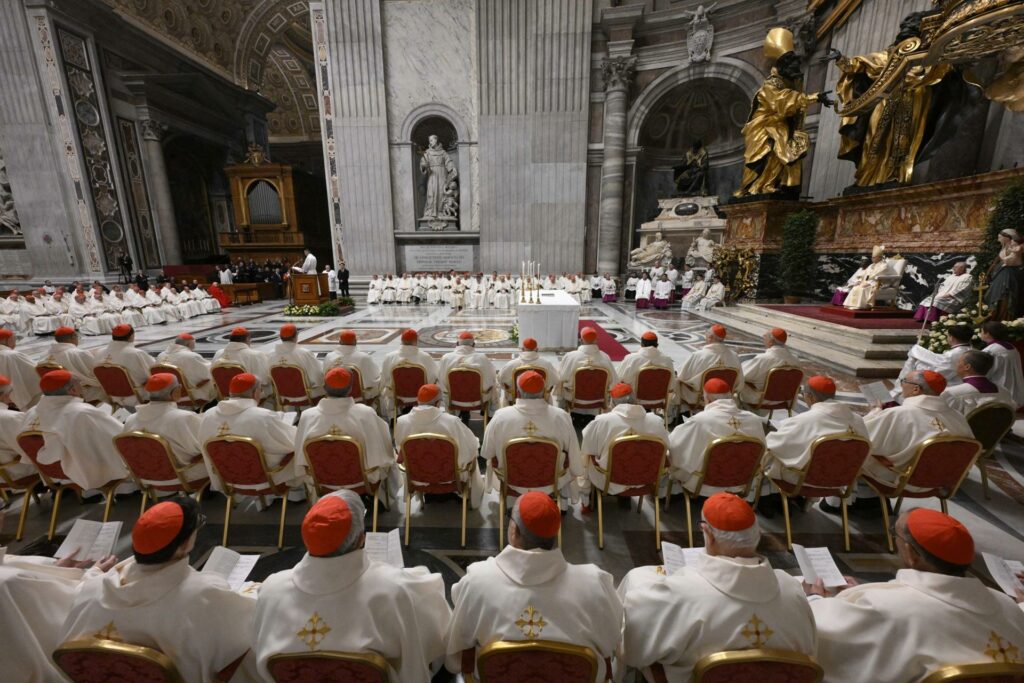 El papa lamenta ante los cardenales que la Iglesia "cerrase la puerta" a víctimas de abuso - dfa610bc1f0847d1d68d567c75b137b2bcd992f1w-1024x683