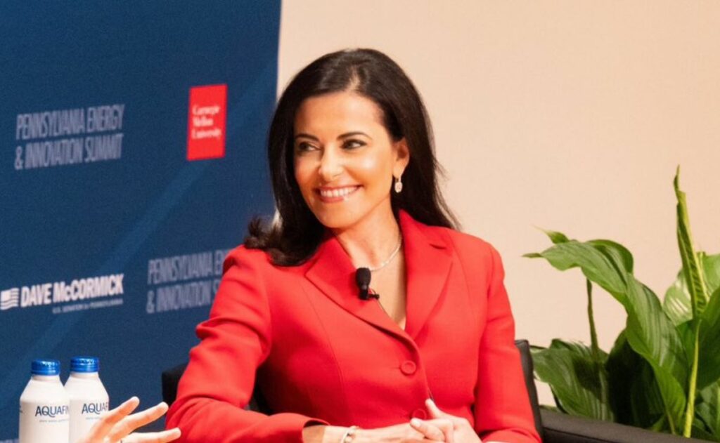 Meta nombra a exasesora de Trump como su nueva presidenta