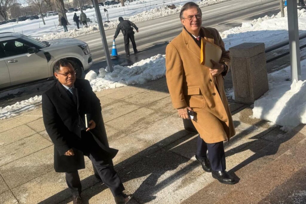 Ebrard destaca avances con EE.UU. para que revisión del T-MEC sea “lo más rápido posible”