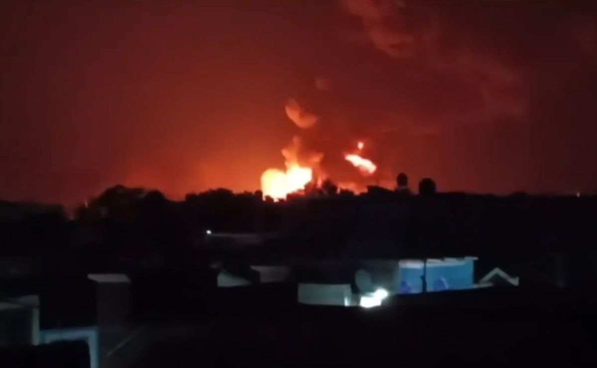 Video: Estalla bodega en Villagrán, Guanajuato; almacenaba huachicol Video: Estalla bodega en Villagrán, Guanajuato; almacenaba huachicol