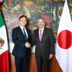 Canciller De la Fuente se reúne con el ministro de Estado de Relaciones Exteriores de Japón