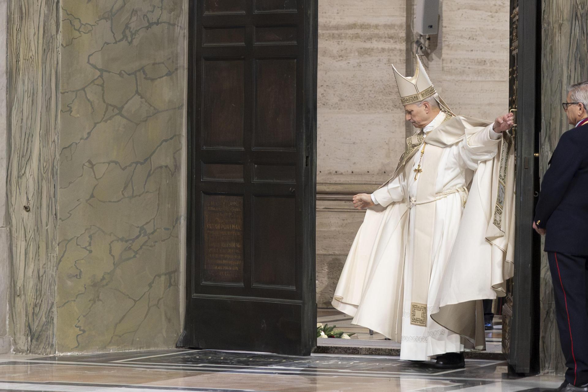 Papa León XIV clausura el Jubileo al cerrar la Puerta Santa del Vaticano Papa León XIV clausura el Jubileo al cerrar la Puerta Santa del Vaticano