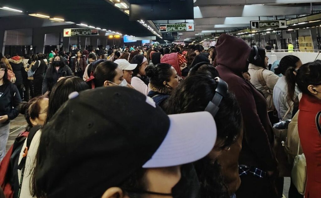 Metro CDMX recomienda “anticipar tu salida” por retrasos en líneas