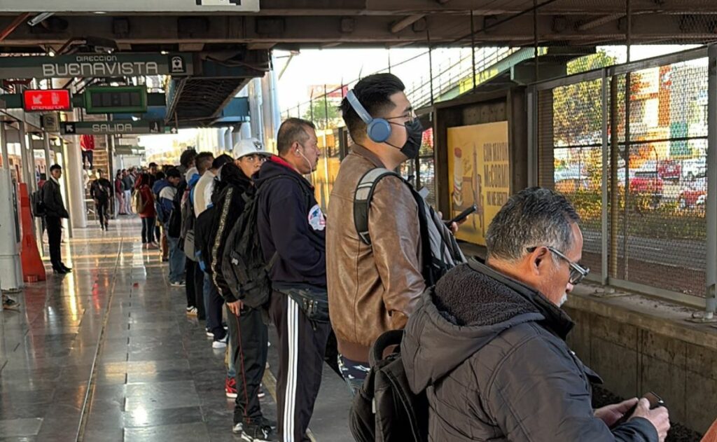 Metro CDMX registra retrasos en al menos tres líneas, hoy 23 de enero
