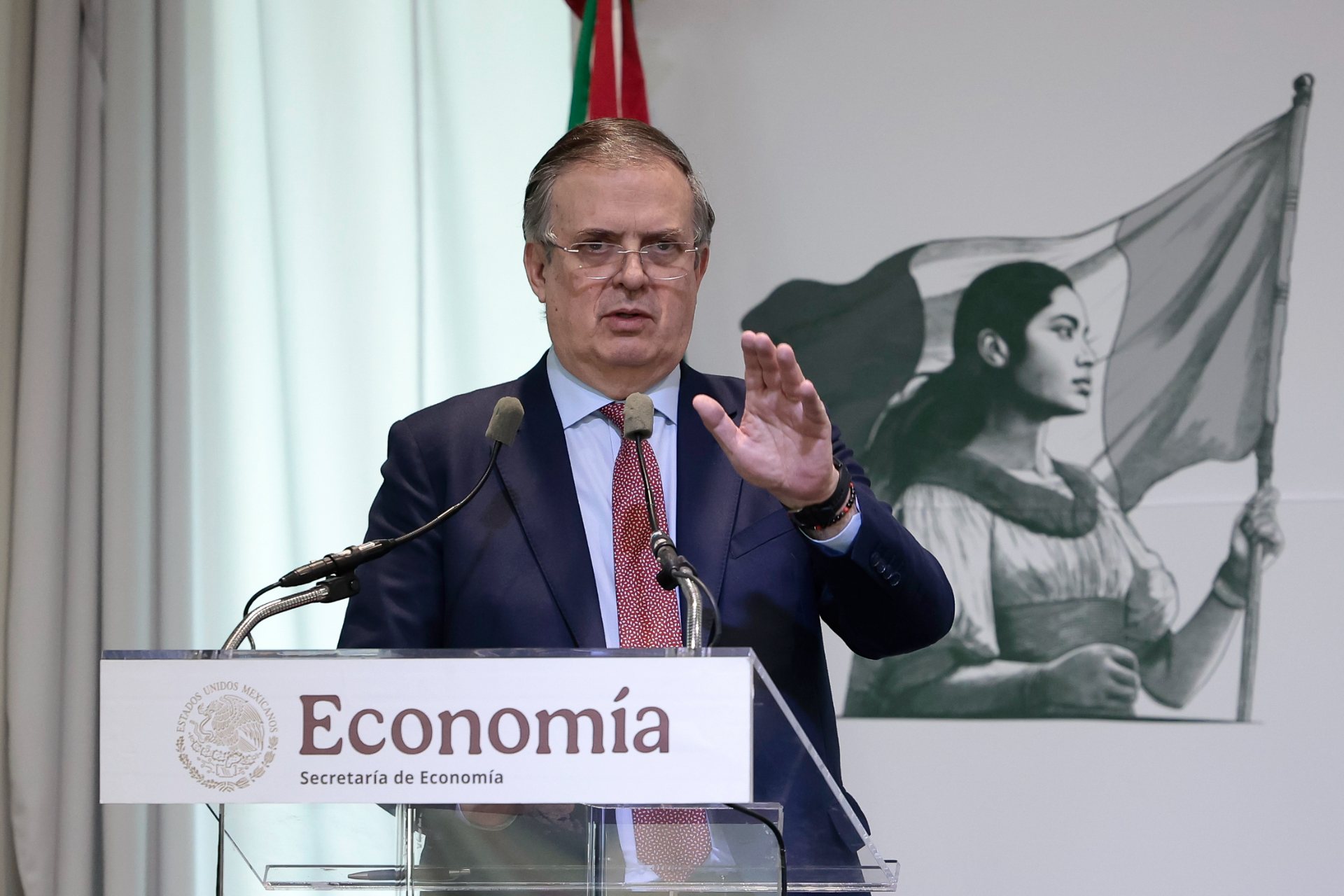 Ebrard anticipa cambios en revisi&oacute;n del T-MEC, pero descarta ruptura trilateral