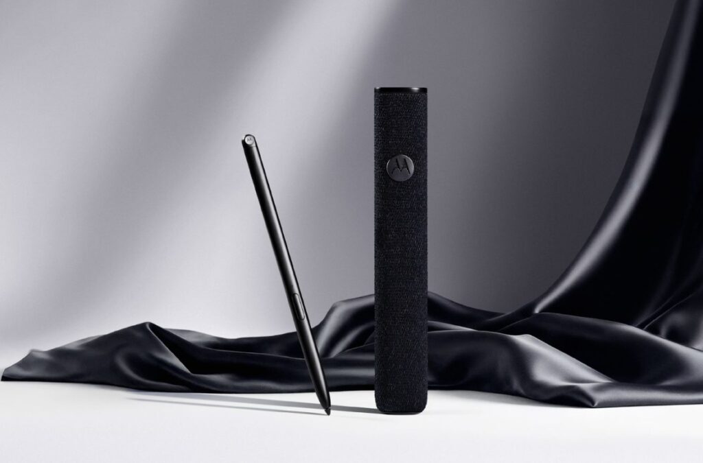 Motorola entra de lleno a la era plegable con el nuevo razr fold - moto-pen-1024x675